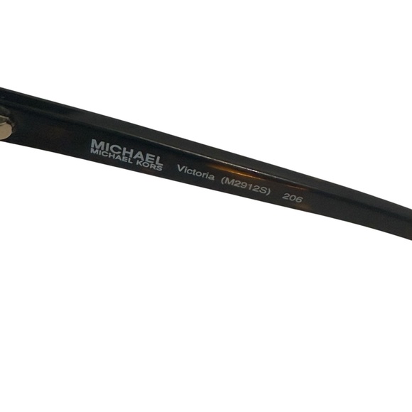 Michael Kors Victoria‎ Sunglasses